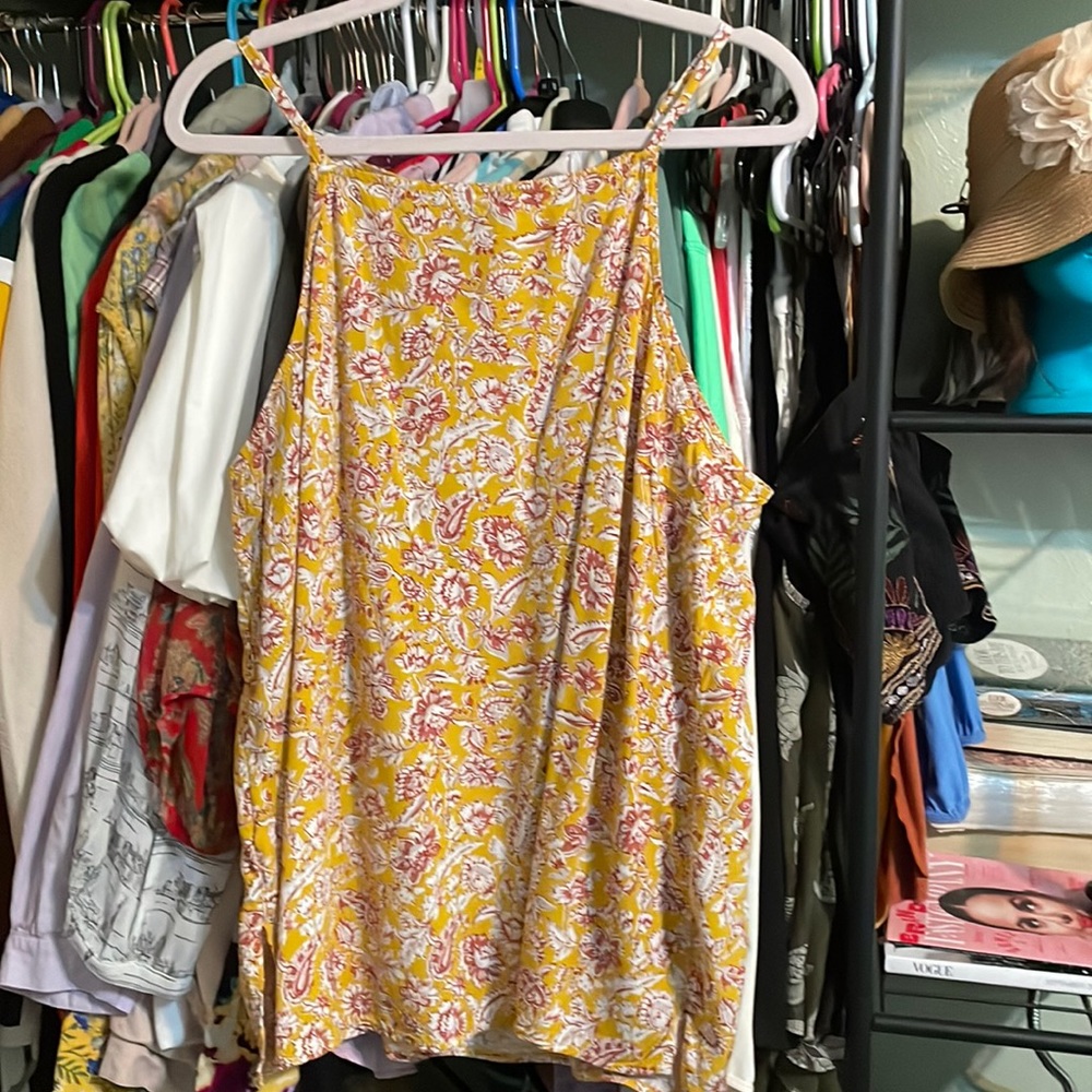 OLD NAVY Mustard & Maroon Rayon Flow Tank Top Size XL ✨🌙
